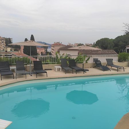 Hotel La Fiancee Du Pirate Вилафранк-сюр-Мер Екстериор снимка