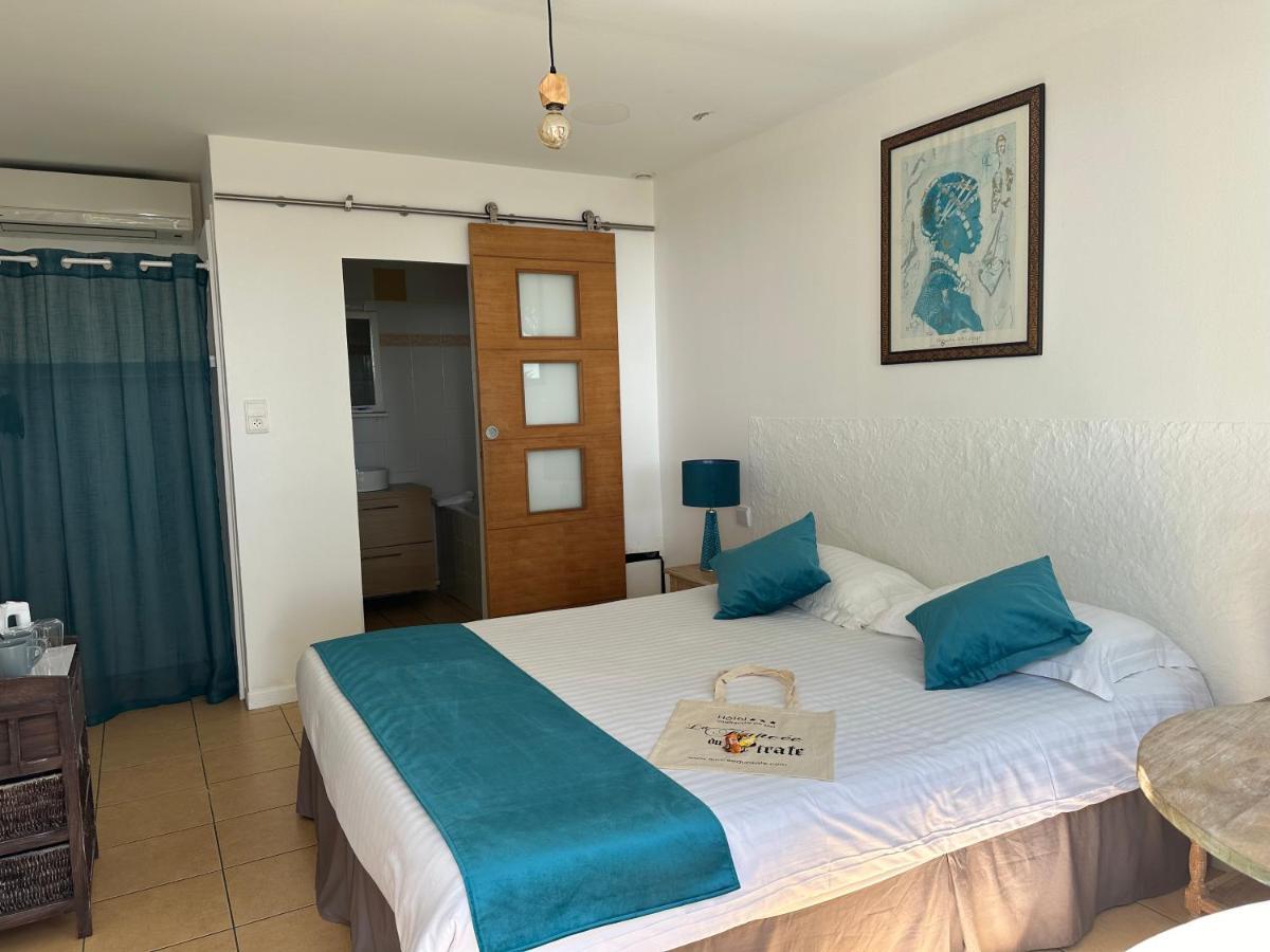 Hotel La Fiancee Du Pirate Вилафранк-сюр-Мер Екстериор снимка